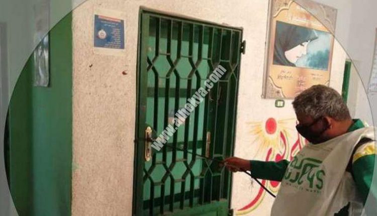 تعقيم الفصول الدراسية بالمدارس استعدادا للامتحانات