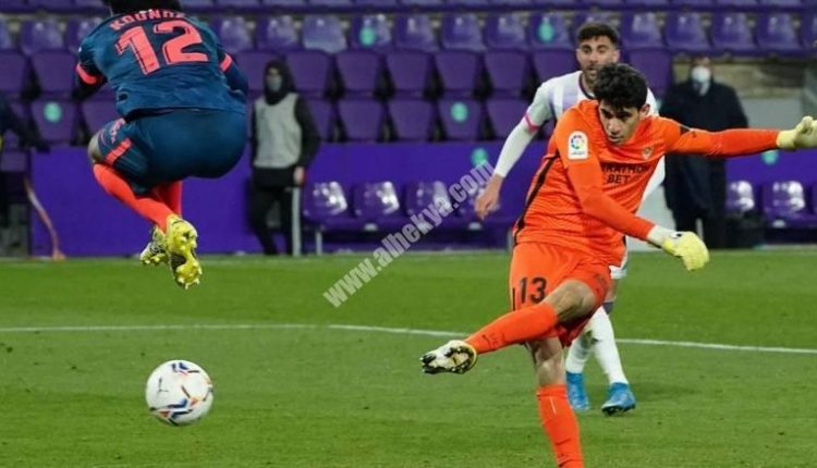 هدف تاريخي بأقدام عربية..ياسين بونو ينقذ إشبيلية ضد بلد الوليد «فيديو»