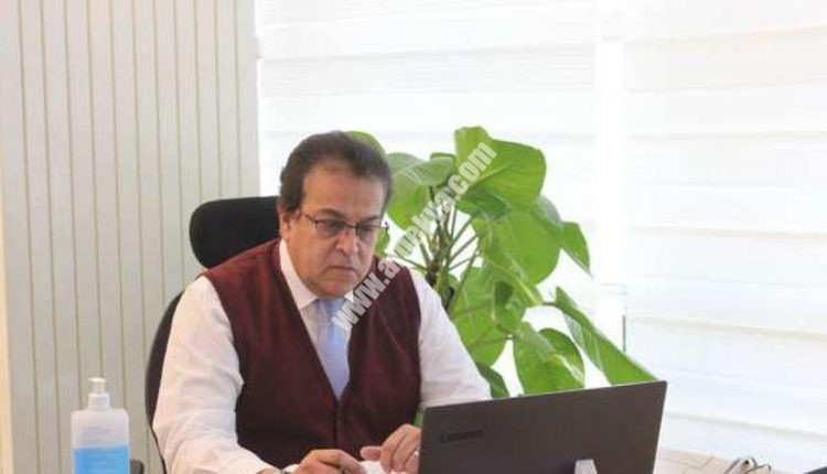 خالد عبدالغفار وزير التعليم العالي