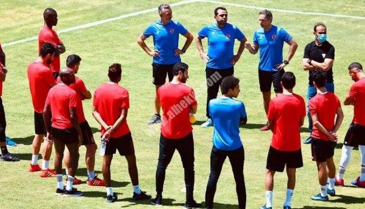 سيد عبدالحفيظ يرشح مدرب الأهلي السابق لتدريب مصر المقاصة