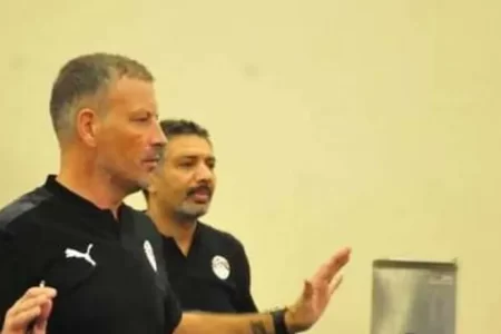 كلاتنبيرج يكشف غدا كواليس غرفة الفار في مباراة الزمالك وسموحة