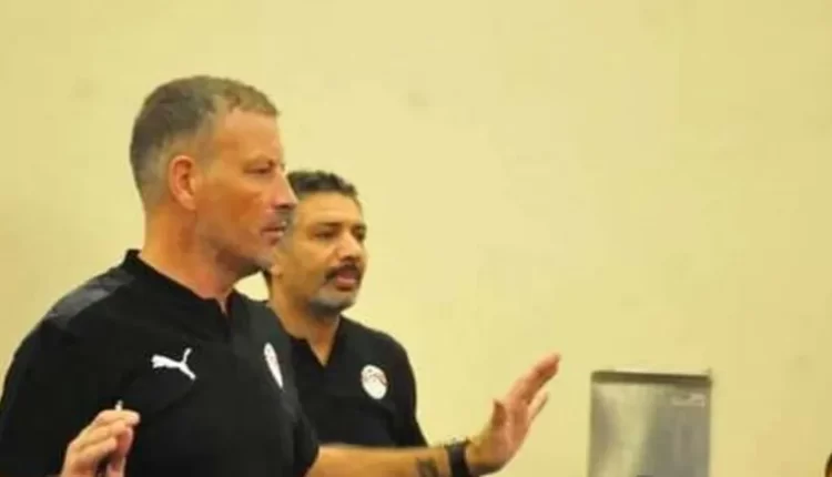 كلاتنبيرج يكشف غدا كواليس غرفة الفار في مباراة الزمالك وسموحة