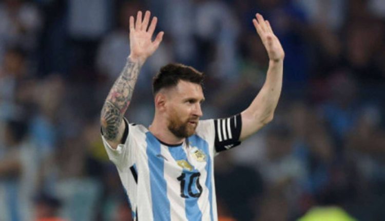 اعتذار-ميسي-لفريقه-بعد-رحلة-السعودية